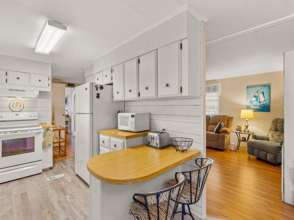 61 E Caribbean, Port Saint Lucie, FL 34952 Photo