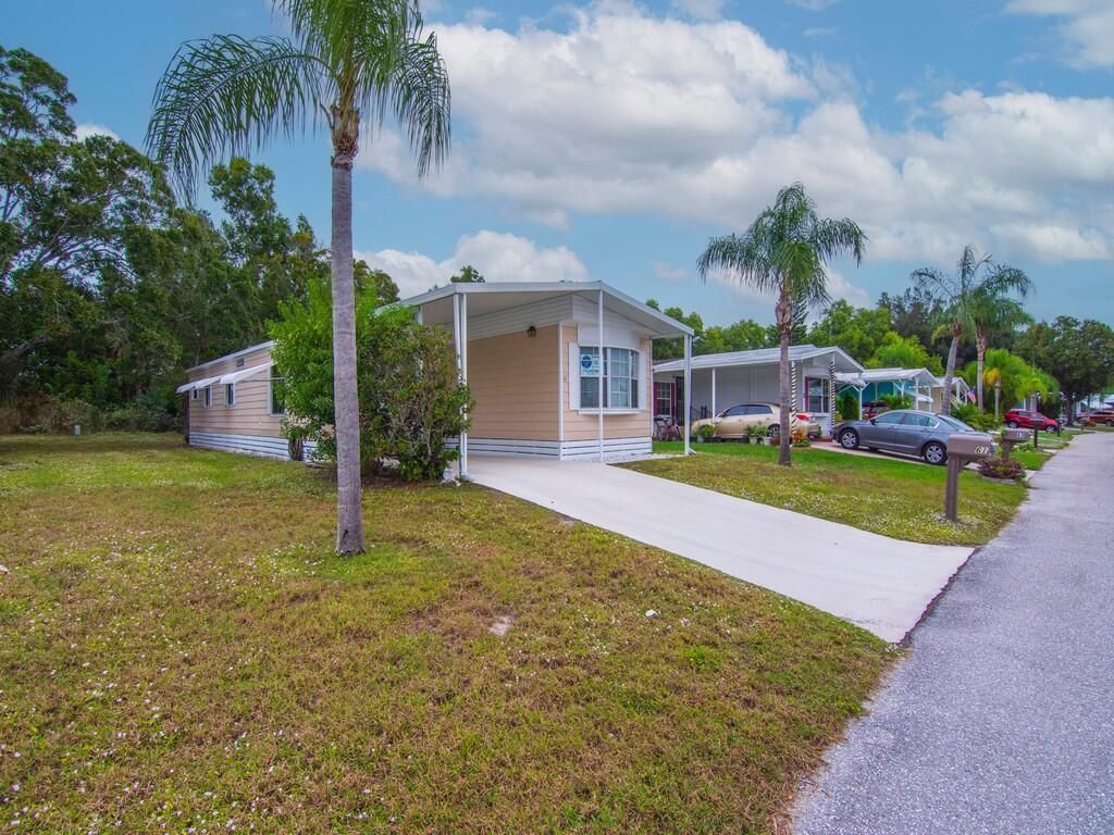 61 E Caribbean, Port Saint Lucie, FL 34952 Photo