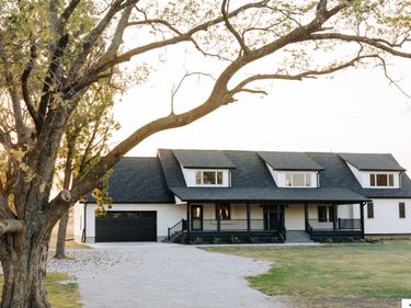 803 N 30th Road, Syracuse, NE 68446