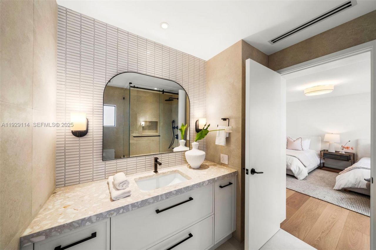 1815 Fairhaven Pl, Miami, FL 33133 Photo