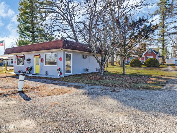 4529 Highway 127 North , Crossville, TN 38571