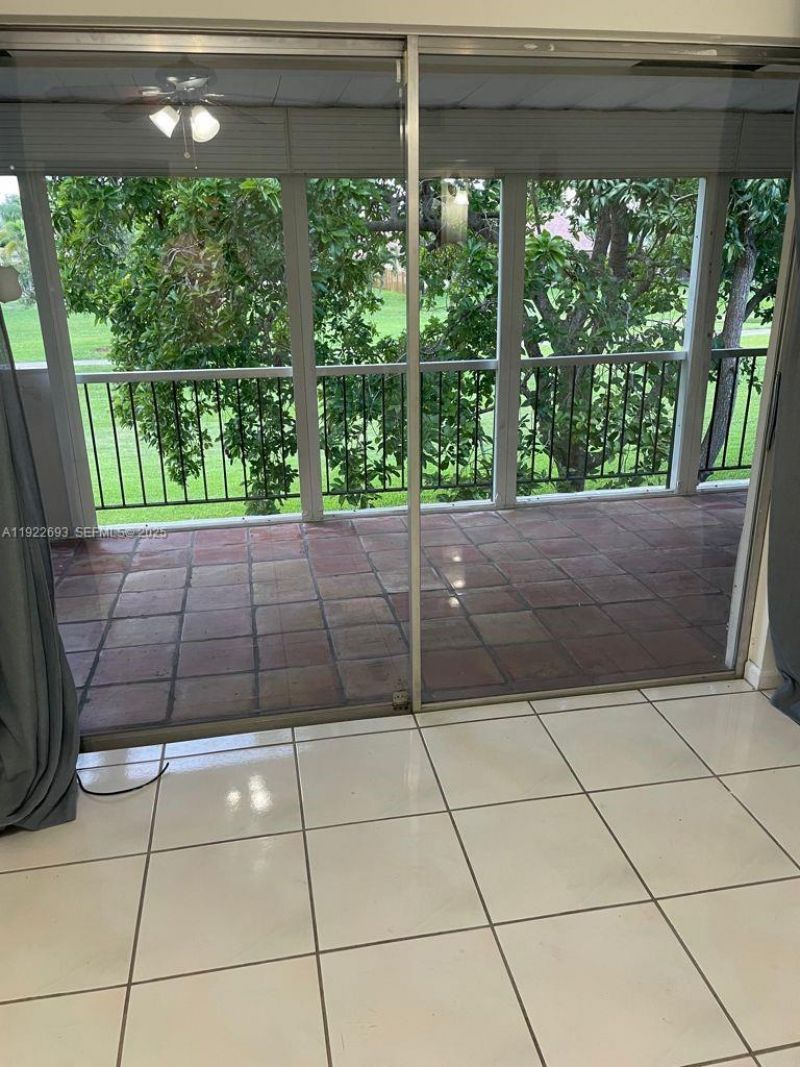 3141 N Palm Aire Dr, Unit 3141, Pompano Beach, FL 33069 Photo
