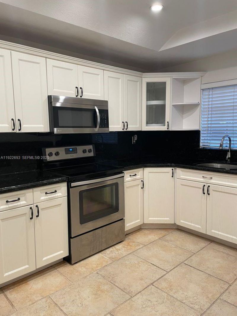 3141 N Palm Aire Dr, Unit 3141, Pompano Beach, FL 33069 Photo