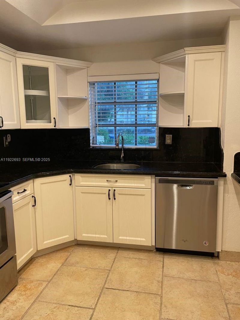 3141 N Palm Aire Dr, Unit 3141, Pompano Beach, FL 33069 Photo