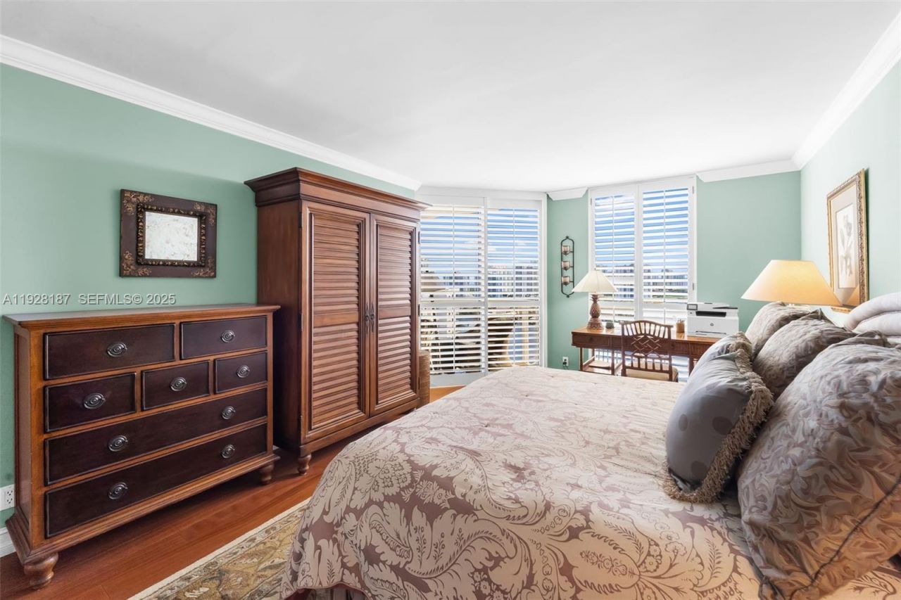 3600 Yacht Club Dr, Unit 1704, Aventura, FL 33180 Photo