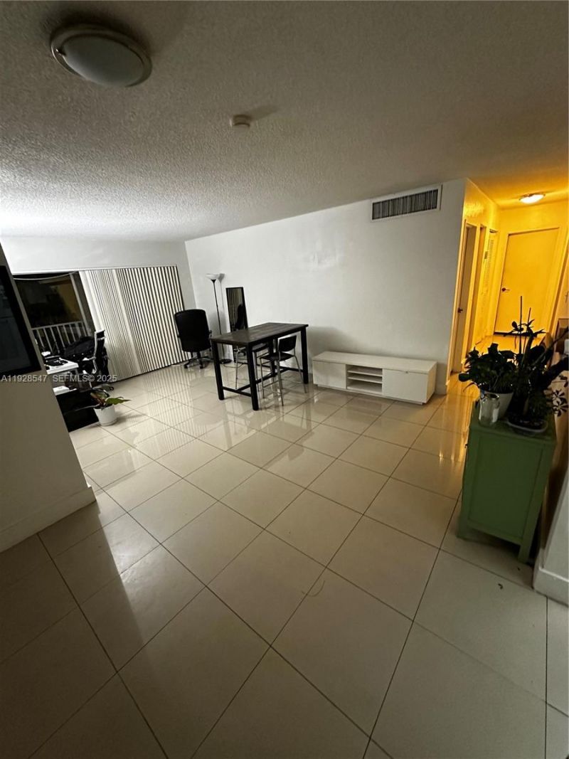 4300 NW 79th Ave, Unit 2F, Doral, FL 33166 Main Photo