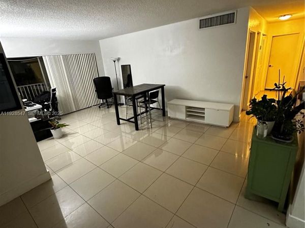 4300 NW 79th Ave, Unit 2F, Doral, FL 33166