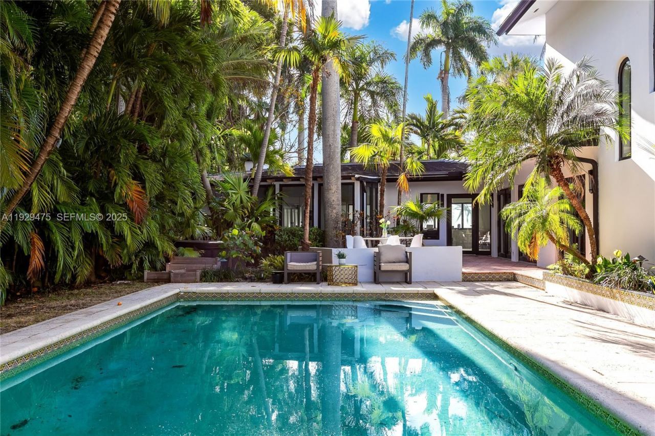 1349 Middle River Dr, Fort Lauderdale, FL 33308 Photo