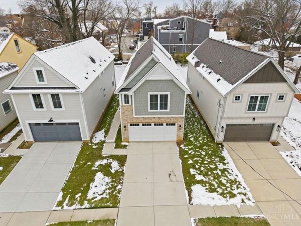 3121 Hackberry Street, Cincinnati, OH 45207