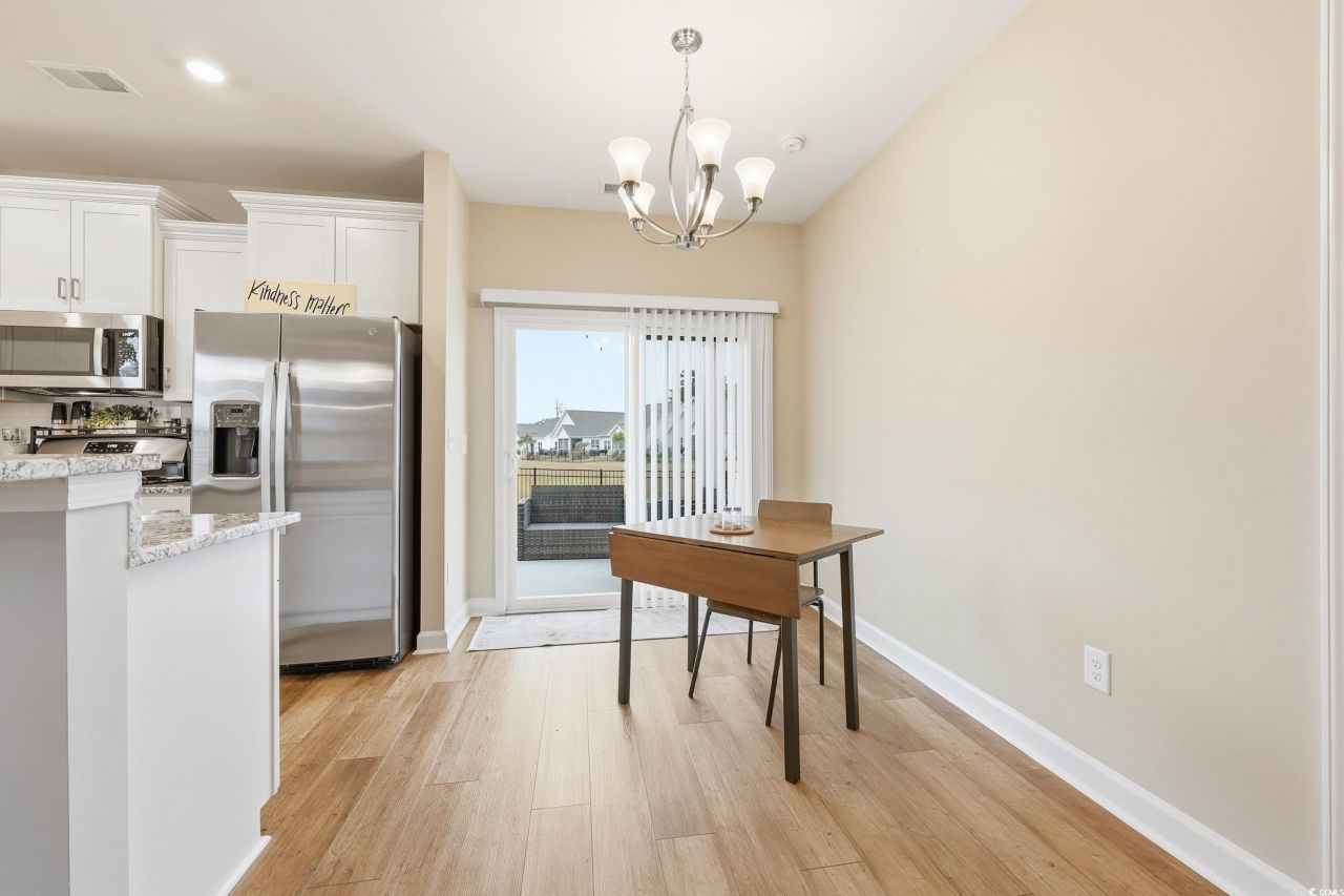 276 Sundew Loop Photo 15