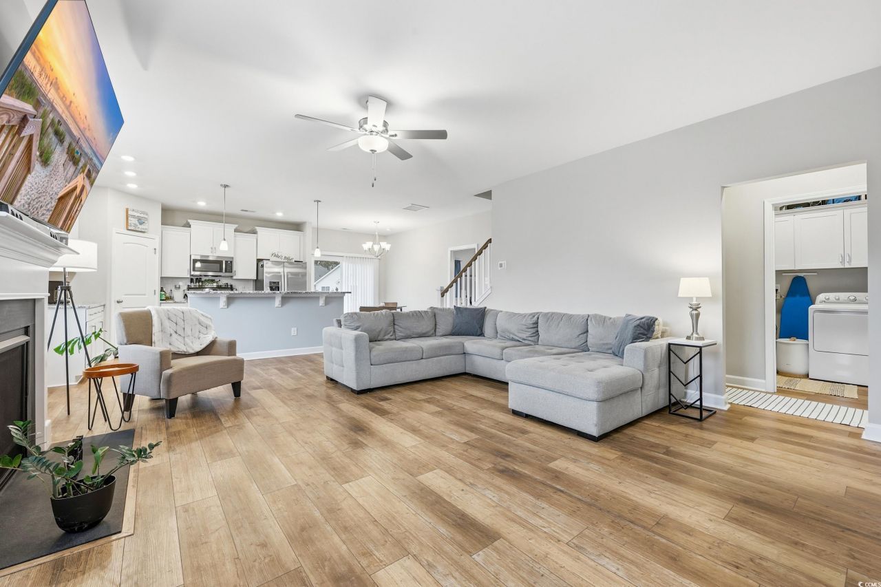 276 Sundew Loop Photo 7