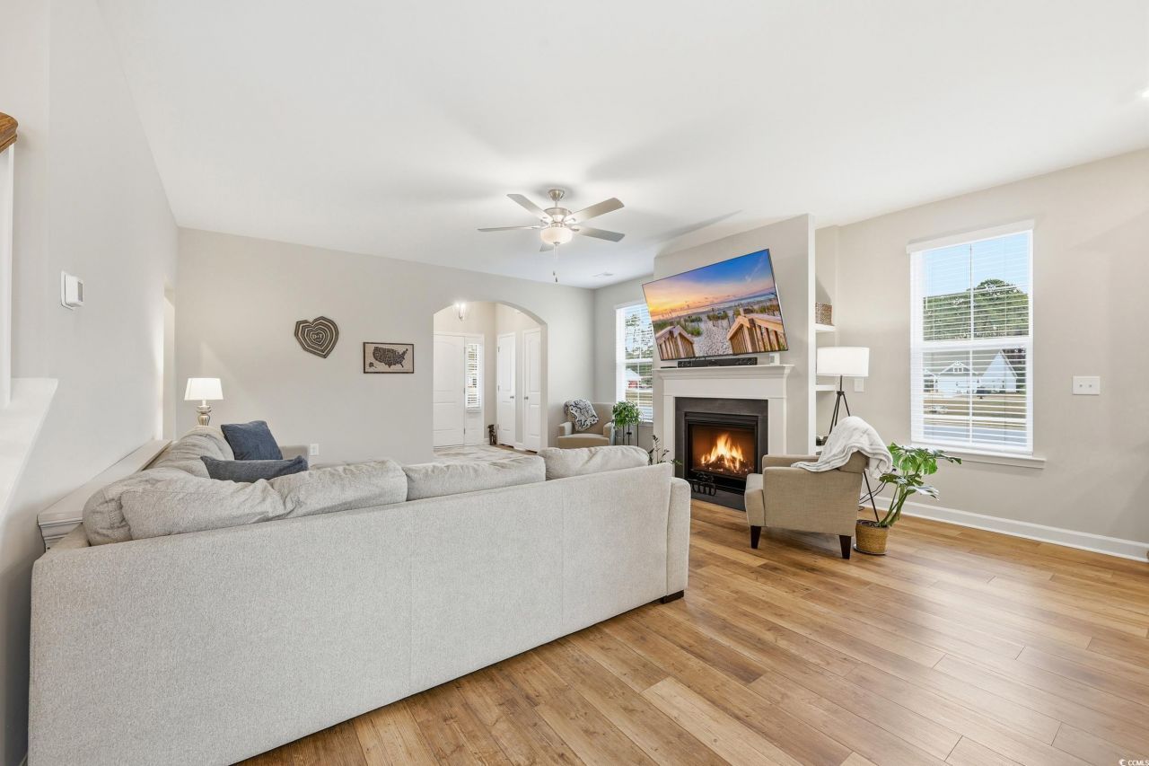 276 Sundew Loop Photo 9