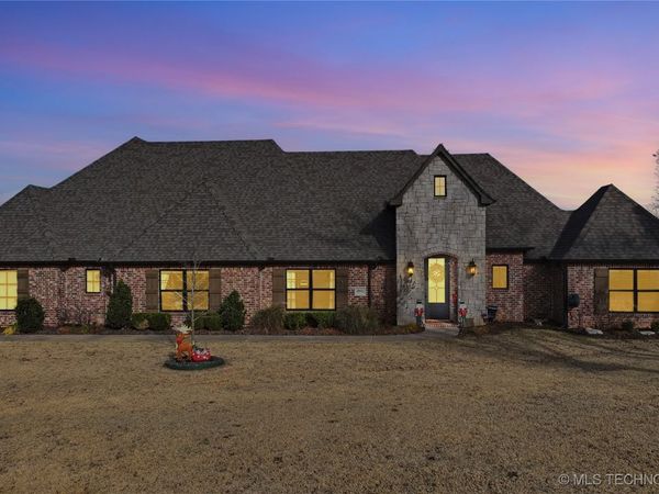 19551 E Slate Drive, Owasso, OK 74055