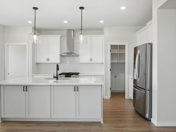 20250 Keystone Avenue, Lakeville, MN 55044