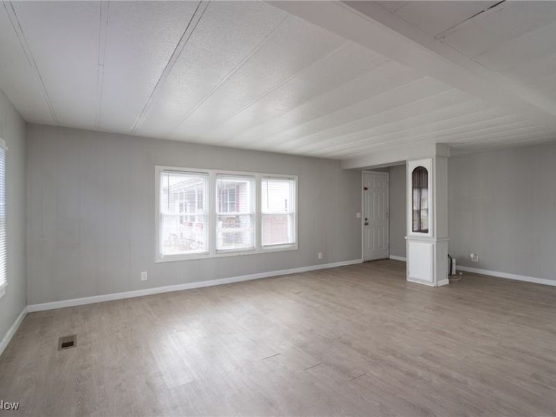 476 Stallion Court, Lagrange, OH 44050 Photo 18