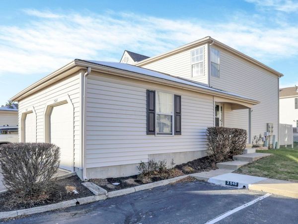 2540 Dahlia Way, Unit 26D, Columbus, OH 43235