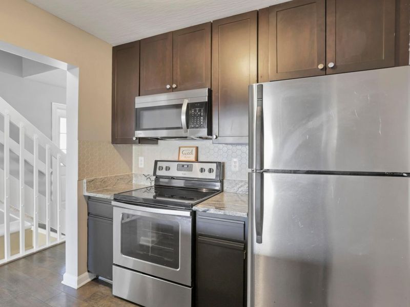 2540 Dahlia Way, Unit 26D, Columbus, OH 43235 Photo 13