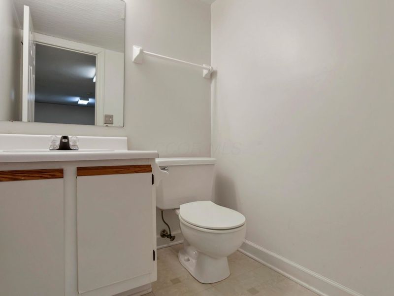 2540 Dahlia Way, Unit 26D, Columbus, OH 43235 Photo 26