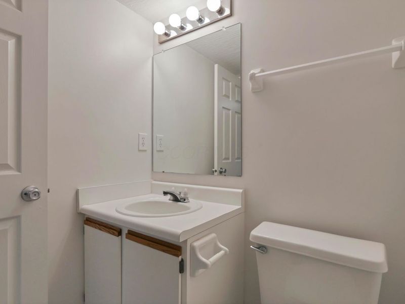 2540 Dahlia Way, Unit 26D, Columbus, OH 43235 Photo 27