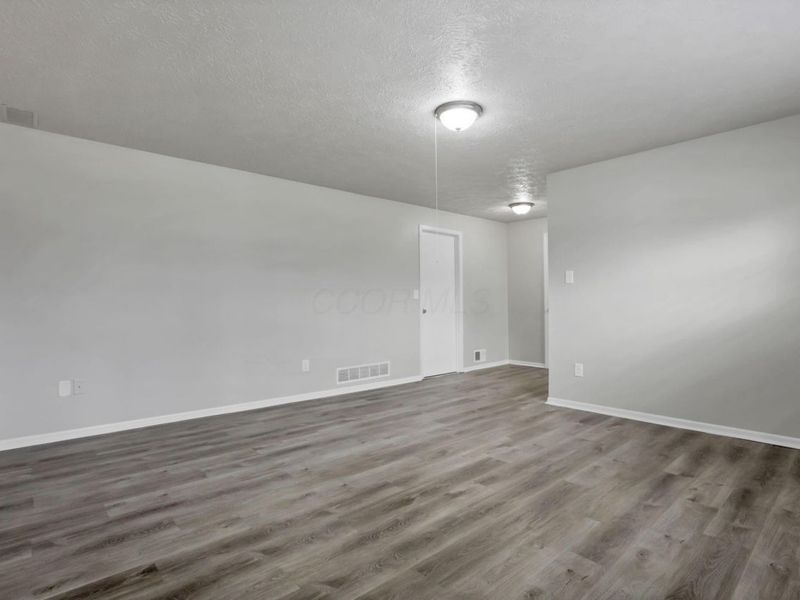 60 Jonquil Drive SW, Etna, OH 43062 Photo 32