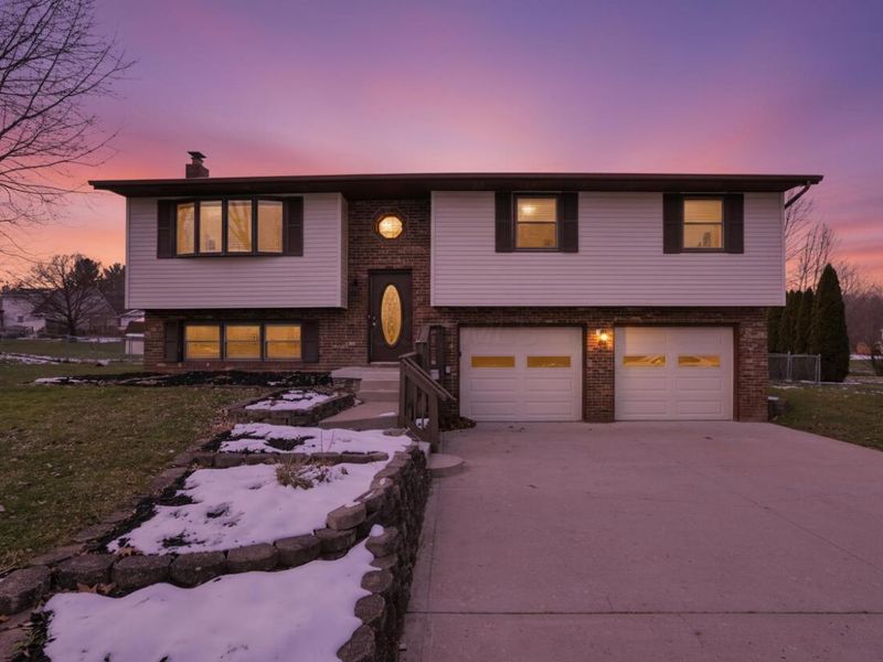 60 Jonquil Drive SW, Etna, OH 43062 Photo 5