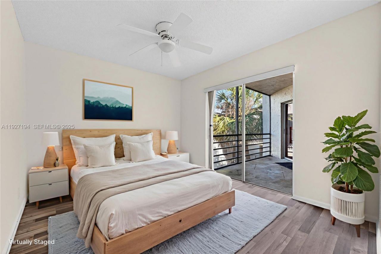 3100 Riverside Dr, Unit 305, Coral Springs, FL 33065 Photo