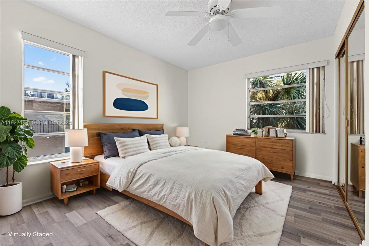 3100 Riverside Dr, Unit 305, Coral Springs, FL 33065 Photo