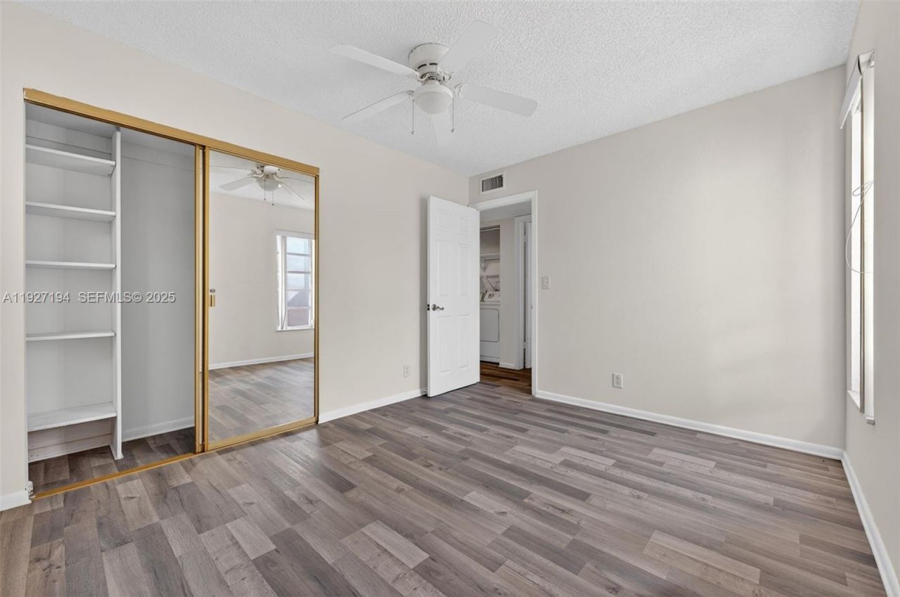 3100 Riverside Dr, Unit 305, Coral Springs, FL 33065 Photo