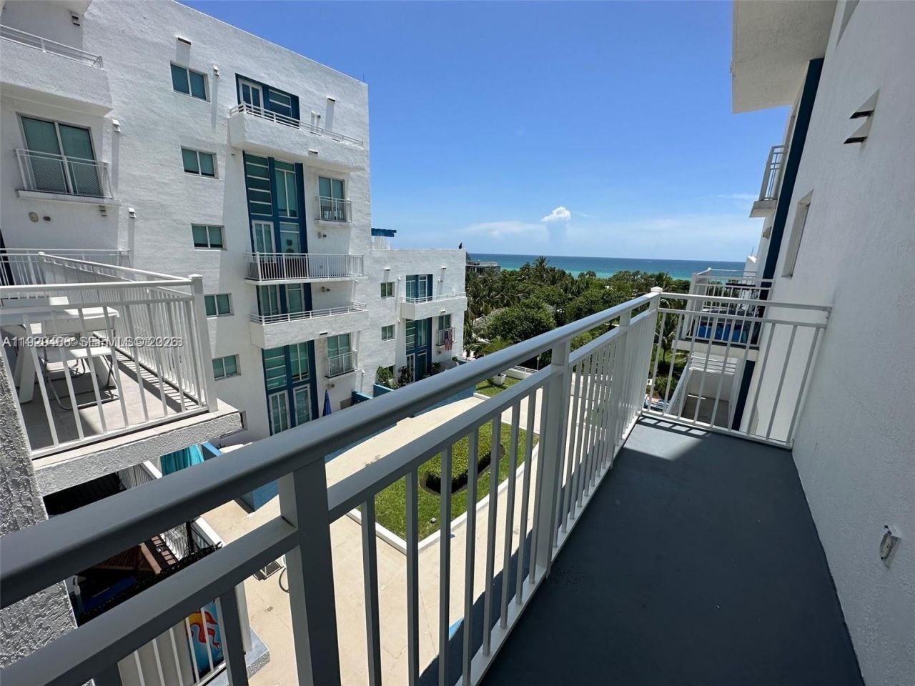 7600 Collins Ave, Unit 709, Miami Beach, FL 33141 Photo