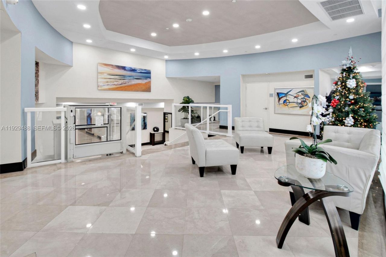 7600 Collins Ave, Unit 709, Miami Beach, FL 33141 Photo