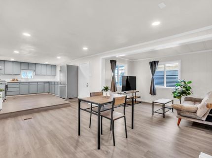 10035 Mills Station Rd #16, Sacramento, CA 95827 Photo