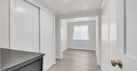 10035 Mills Station Rd #16, Sacramento, CA 95827 Photo