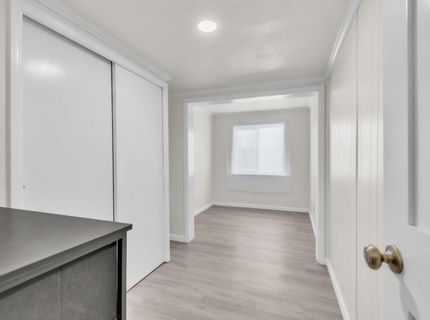 10035 Mills Station Rd #16, Sacramento, CA 95827 Photo