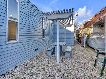 10035 Mills Station Rd #16, Sacramento, CA 95827 Photo