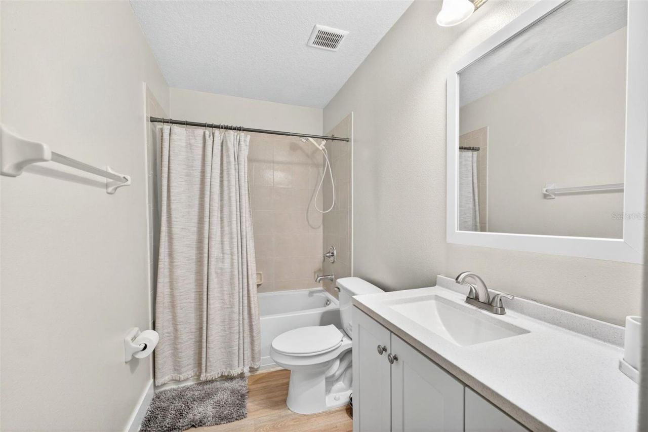 20930 Sullivan Ranch Boulevard, Mount Dora, FL 32757 Photo