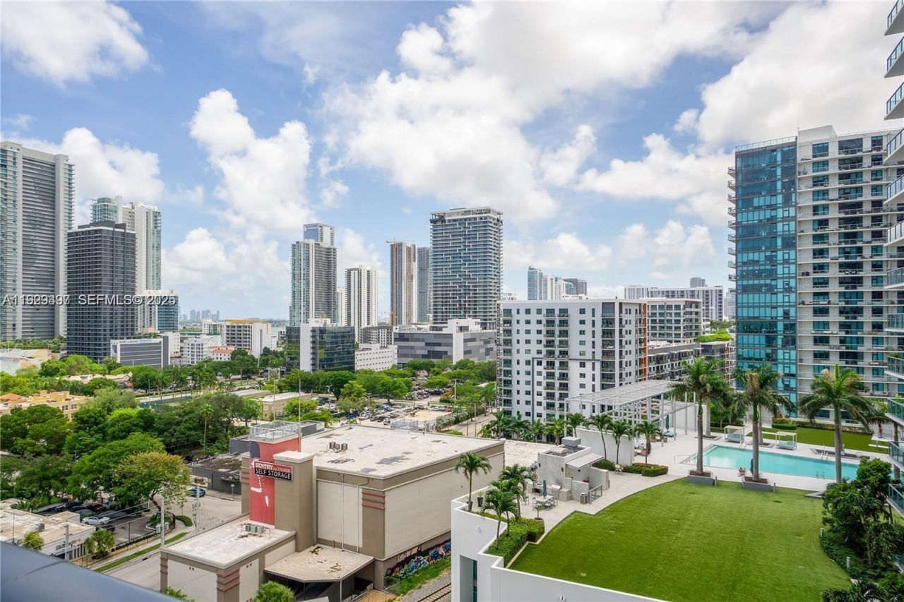 121 NE 34th St, Unit 1203, Miami, FL 33137 Photo