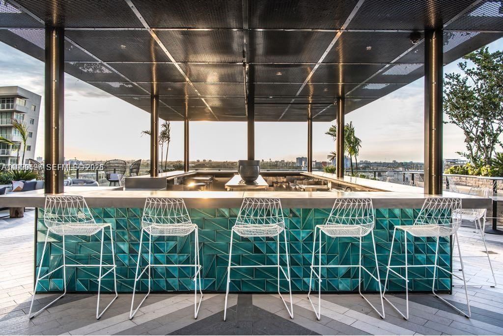 121 NE 34th St, Unit 1203, Miami, FL 33137 Photo