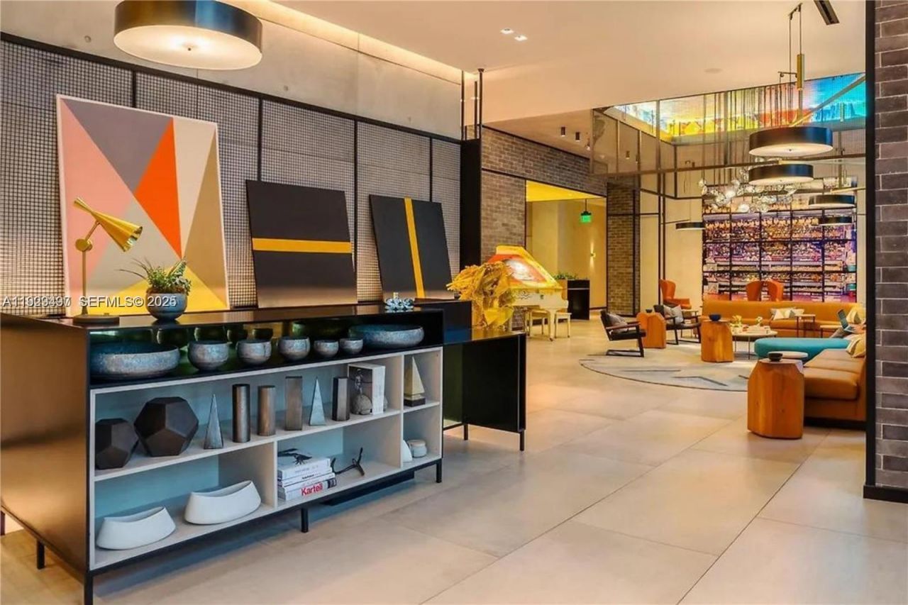 121 NE 34th St, Unit 1203, Miami, FL 33137 Photo