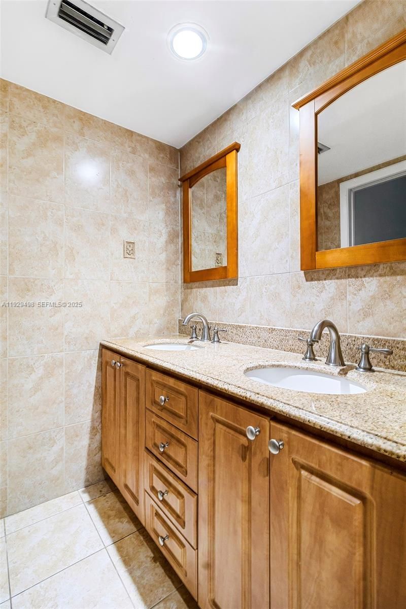 4705 SW 62nd Ave, Unit 104, Davie, FL 33314 Photo