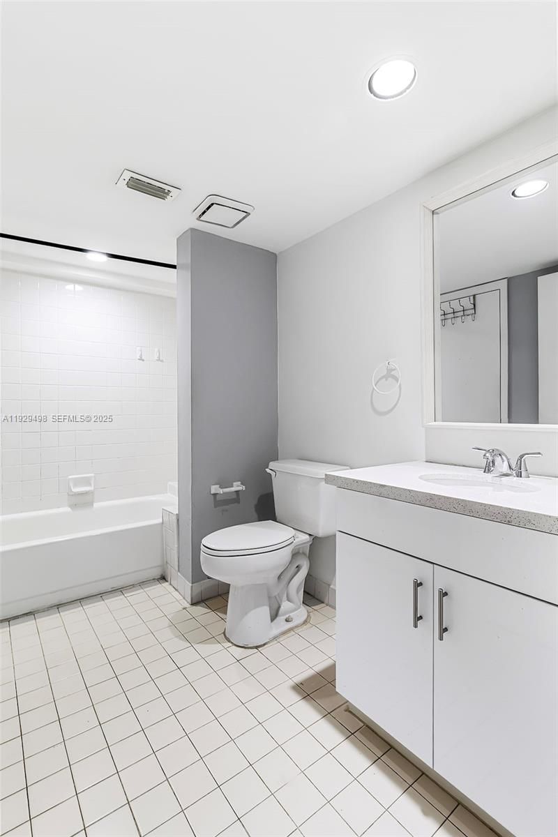 4705 SW 62nd Ave, Unit 104, Davie, FL 33314 Photo