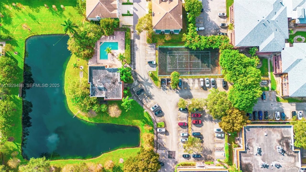 4705 SW 62nd Ave, Unit 104, Davie, FL 33314 Photo