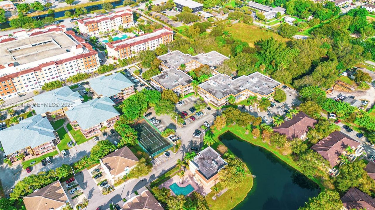 4705 SW 62nd Ave, Unit 104, Davie, FL 33314 Photo