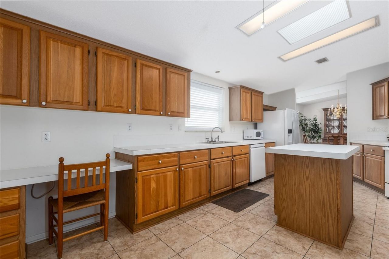 606 Mooring Lane, Edgewater, FL 32141 Photo