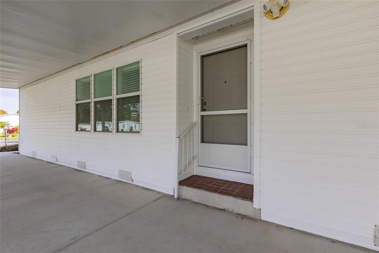 606 Mooring Lane, Edgewater, FL 32141 Photo