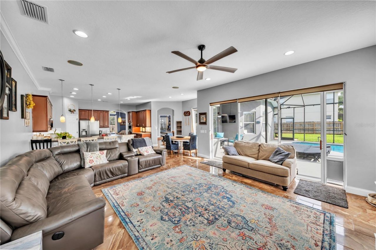 1031 Emerald Hill Way, Valrico, FL 33594 Photo