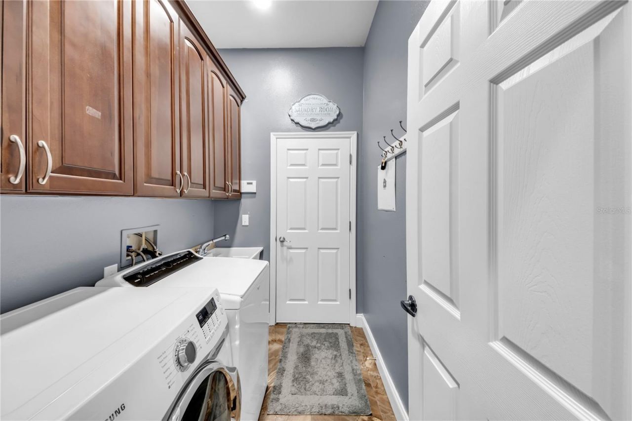 1031 Emerald Hill Way, Valrico, FL 33594 Photo