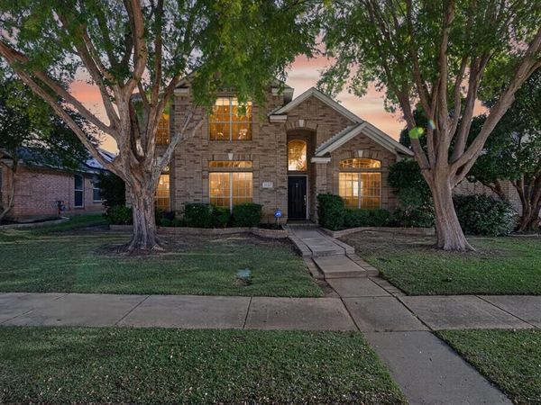 1137 Christopher Lane, Lewisville, TX 75077