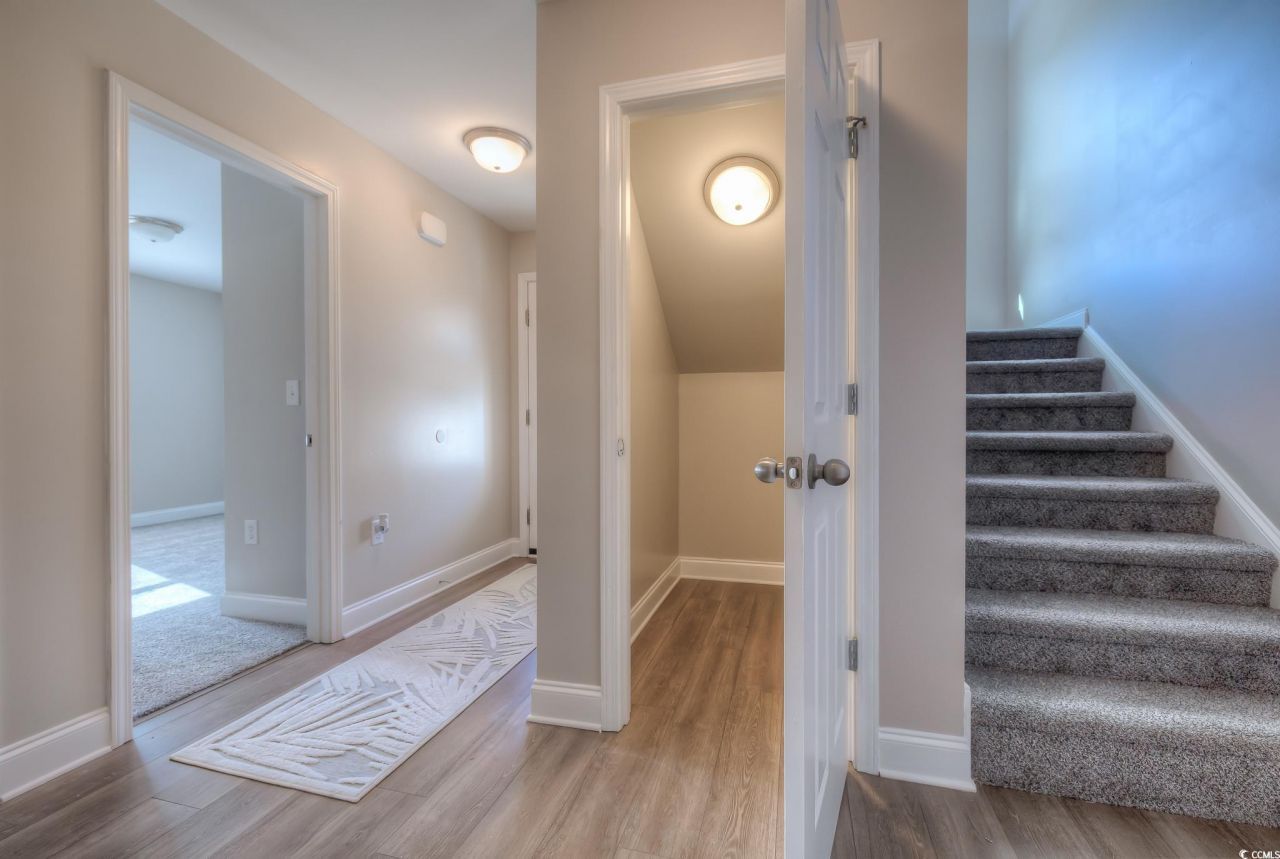 2000 Kayak Kove Ct. Photo 7