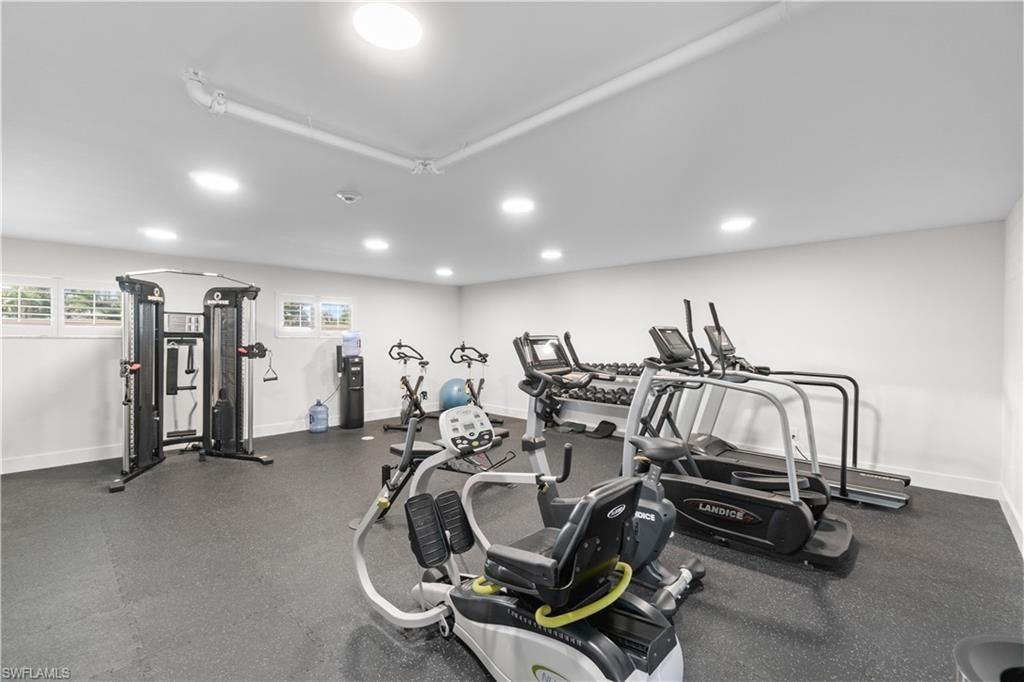 3420 Gulf Shore Blvd N, Unit 63, Naples, FL 34103 Photo