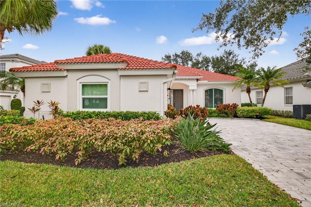21936 Masters Cir, Estero, FL 33928 Photo